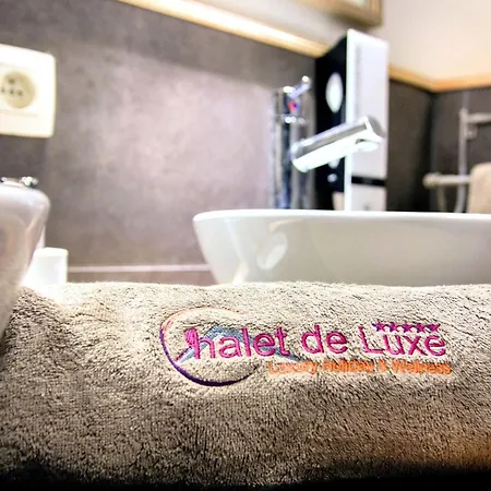 Lush In With Sauna شاليه *